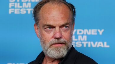 Hugo Weaving define o retorno de 'Slow Horses' e provoca a sequência de 'Priscilla'