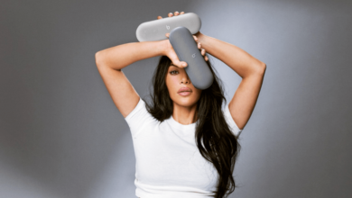 beats pill kim kardashian