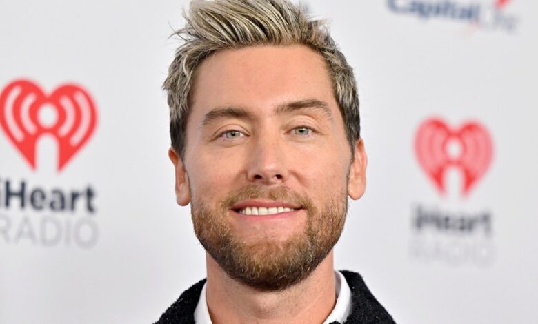 Lance Bass diz que seu programa da CW foi eliminado depois de se assumir gay