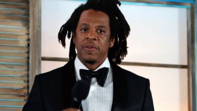 O acusador de Jay-Z e Sean 'Diddy' Combs pode permanecer anônimo, decide o juiz