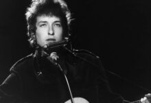 'A Complete Unknown' canaliza o segredo de Bob Dylan