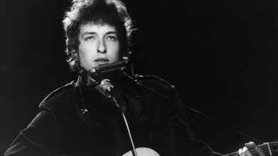 'A Complete Unknown' canaliza o segredo de Bob Dylan