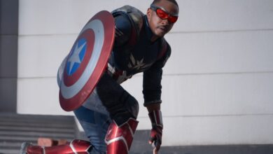 Anthony Mackie esclarece o comentário do Capitão América: 'Eu sou um americano orgulhoso'