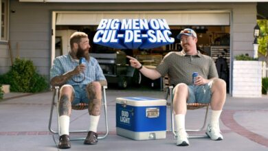 Bud Light Super Bowl Commercial oferece mais recente em desfile