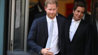 LONDON, ENGLAND - JUNE 07: Prince Harry, Duke of Sussex (L), and barrister David Sherborne (R) leave after giving evidence at the Mirror Group Phone hacking trial at the Rolls Building at High Court on June 7, 2023 in London, England. Prince Harry is one of several claimants in a lawsuit against Mirror Group Newspapers related to allegations of unlawful information gathering in previous decades.