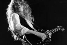 John Sykes, guitarrista do Whitesnake e Thin Lizzy, morre aos 65 anos