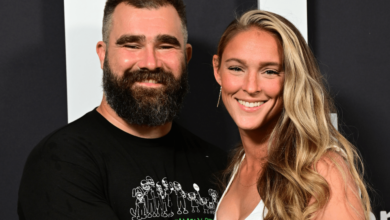 Kylie Kelce bate nos odiadores de podcast e vence Joe Rogan nas paradas