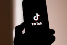 Por que o TikTok escureceu? A lei dos EUA proíbe o aplicativo, que é encerrado para os usuários