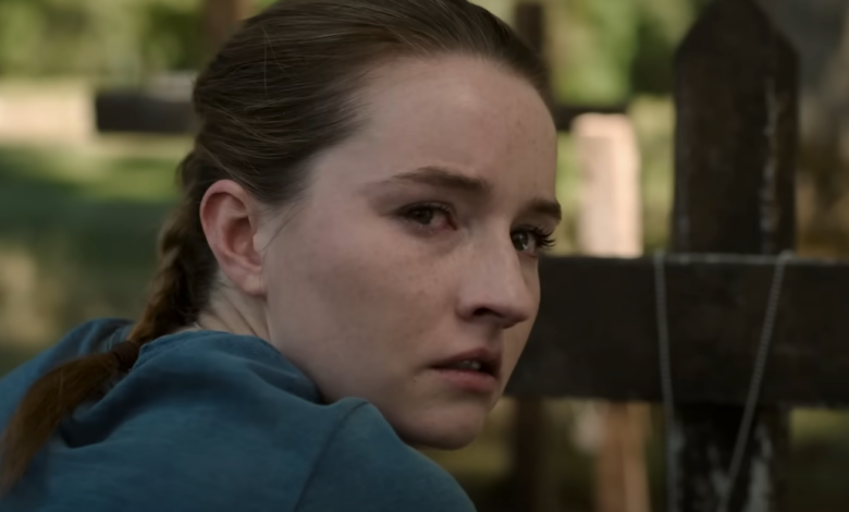 O último ator Kaitlyn Dever desliga o boato fora da tela sobre a segunda temporada